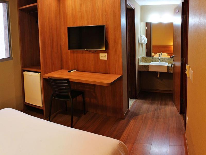 Hotel Bernal Ituiutaba Luaran gambar